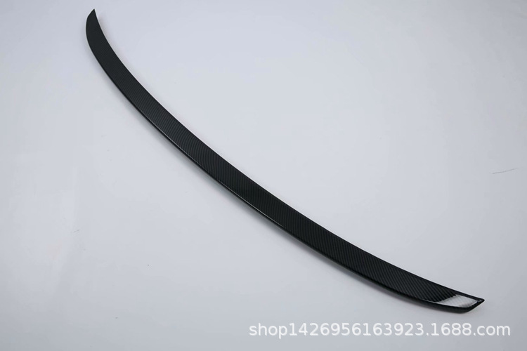 尾翼 碳纤5.jpg