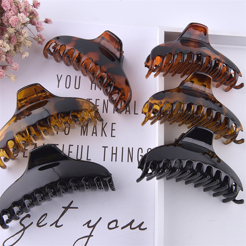 Big hairgrip for adults
