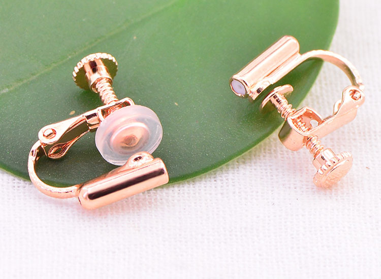 无需剪耳针螺丝耳夹侧有孔