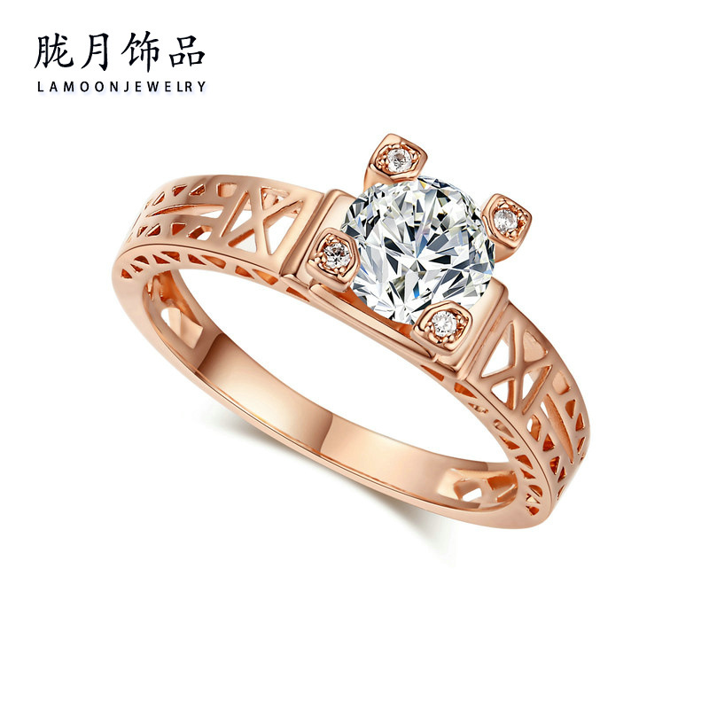 fashionable golden accessory