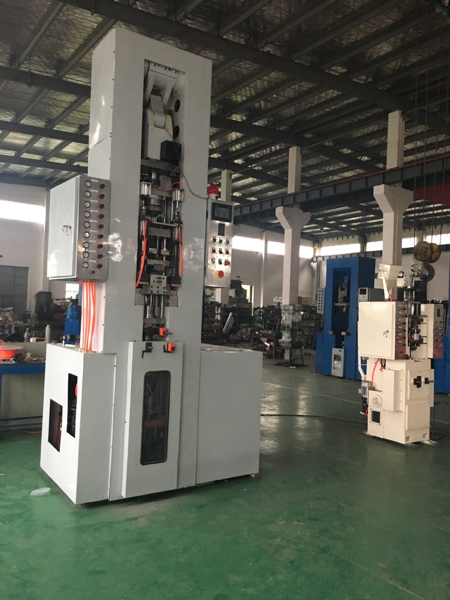 供应特种陶瓷成形压机