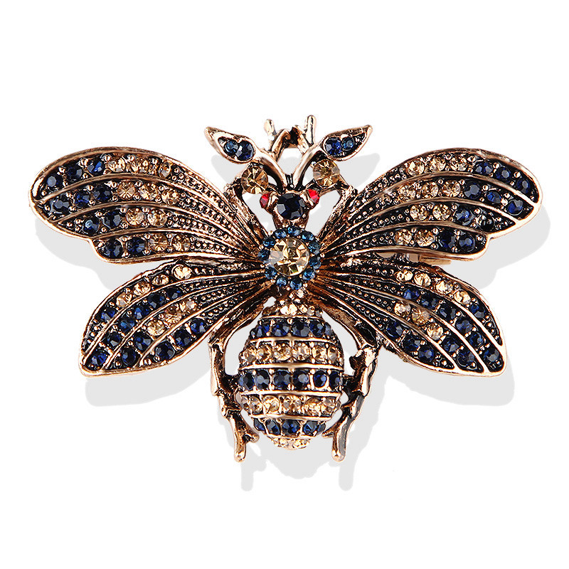 Exquisite insect series brooch new fashion Korean style elegant retro diamond butterfly women's corsage accessories