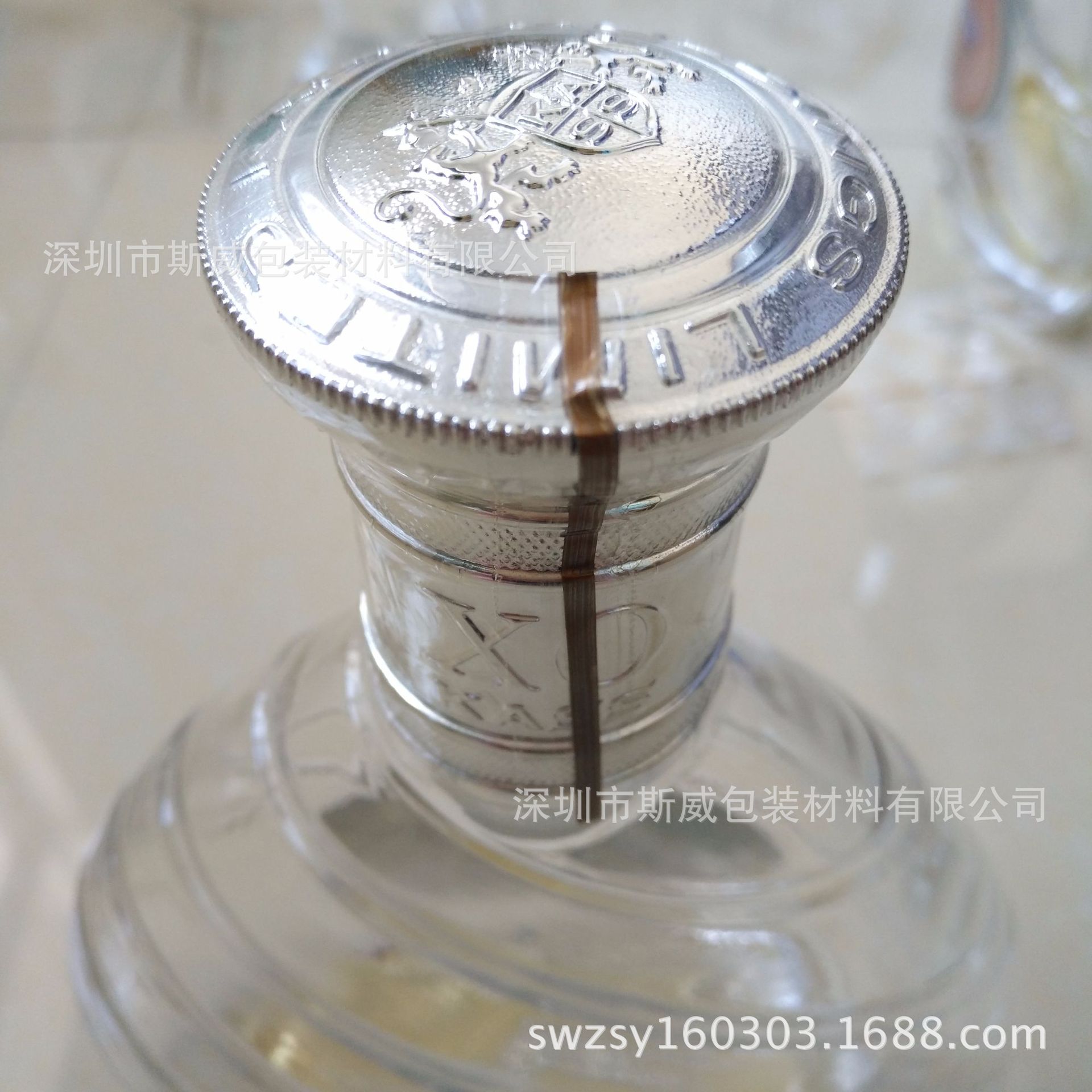 洋酒类收缩膜 酒瓶封口膜 高档酒密封膜 酒瓶盖热缩套 收缩胶帽