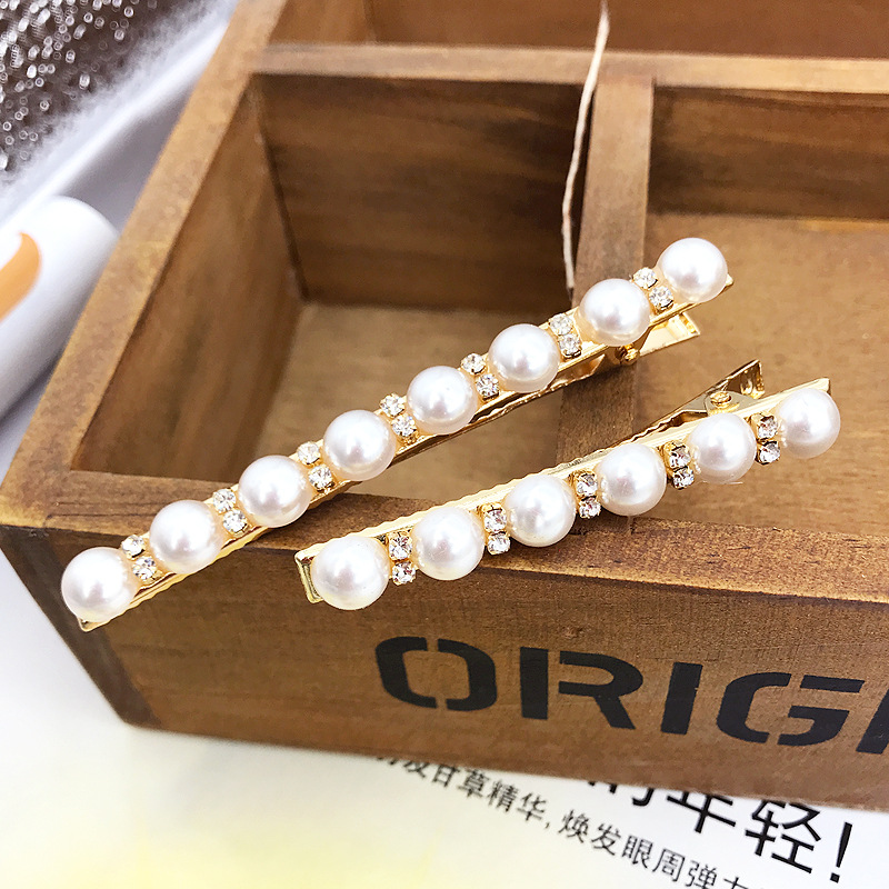 Net Red Pearl Haars Pange Frauen Korea Ins Side Clip Haars Pange 2019 New Girl Clip Kopf Bedeckungen Großhandel display picture 4