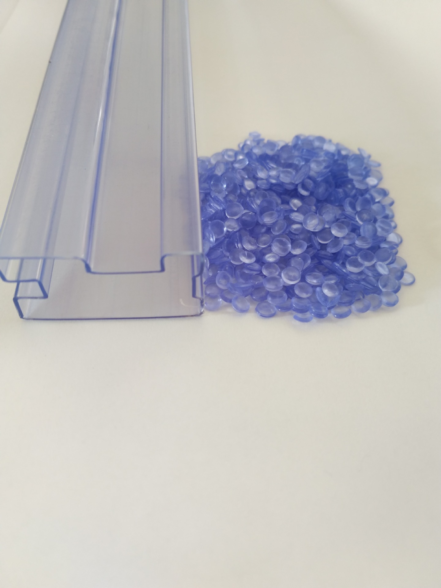 挤出 拉管 注塑PVC塑胶料PVC塑胶粒 透明硬质PVC