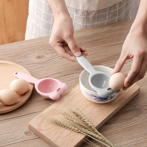 Baoxuan new wheat straw egg white separator egg yolk egg liquid egg filter kitchen plastic gadgets