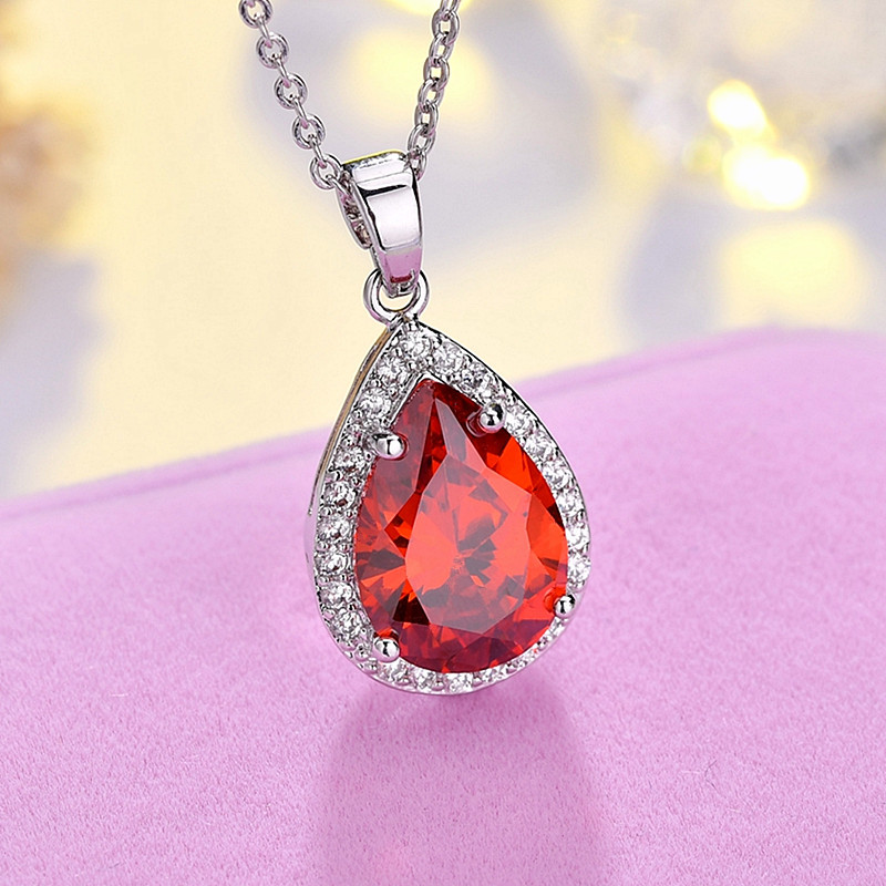 Sweet Water Droplets Copper Plating Inlay Zircon Charms Pendant Necklace display picture 1