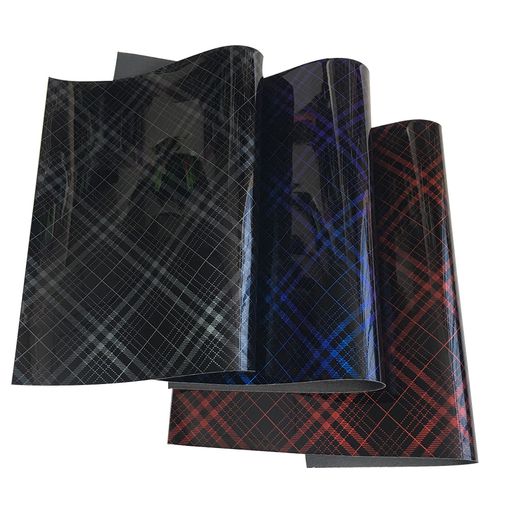 厂家直销现货方格纹水晶镜面革0.8mm毛底厚箱包pu皮革鞋材面料