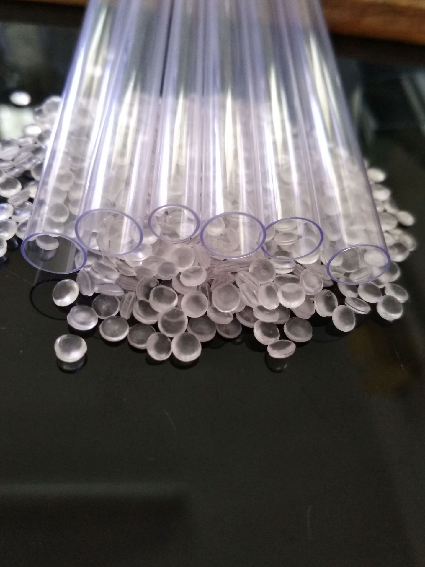 鱼漂浮漂透明PVC圆管塑胶料 挤出PVC胶料 挤出PVC原料 PVC塑胶粒