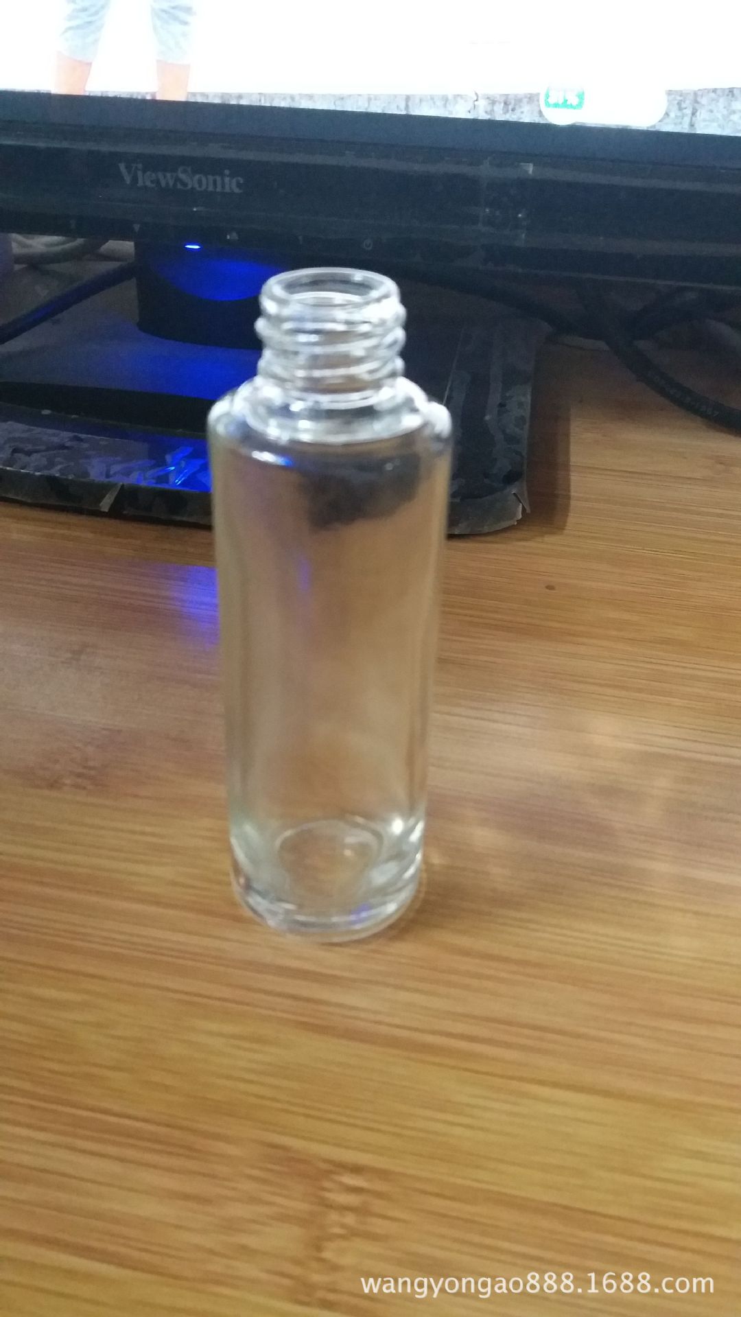 批发玻璃瓶 圆形指甲油瓶子 5ml玻璃指甲油空瓶   15ml指甲油瓶