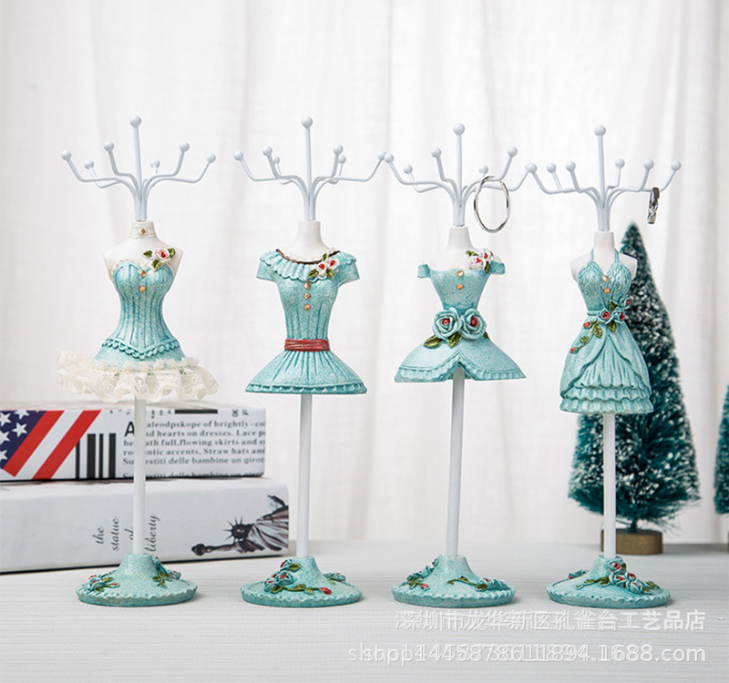 4300544160_1856845212