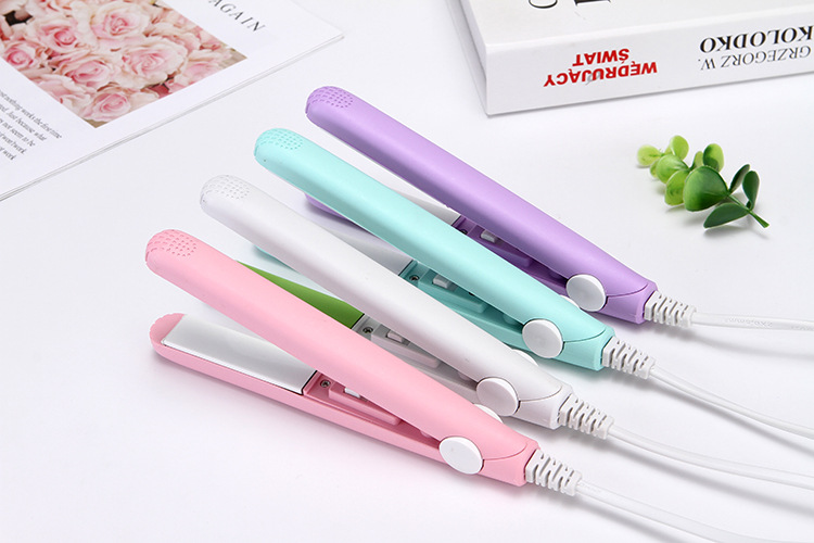 Cartoon Hair Straightener Splint Mini Student Small Power Girl Air Fringe Curler For Curling Or Straightening Electric Hair Straightener display picture 3