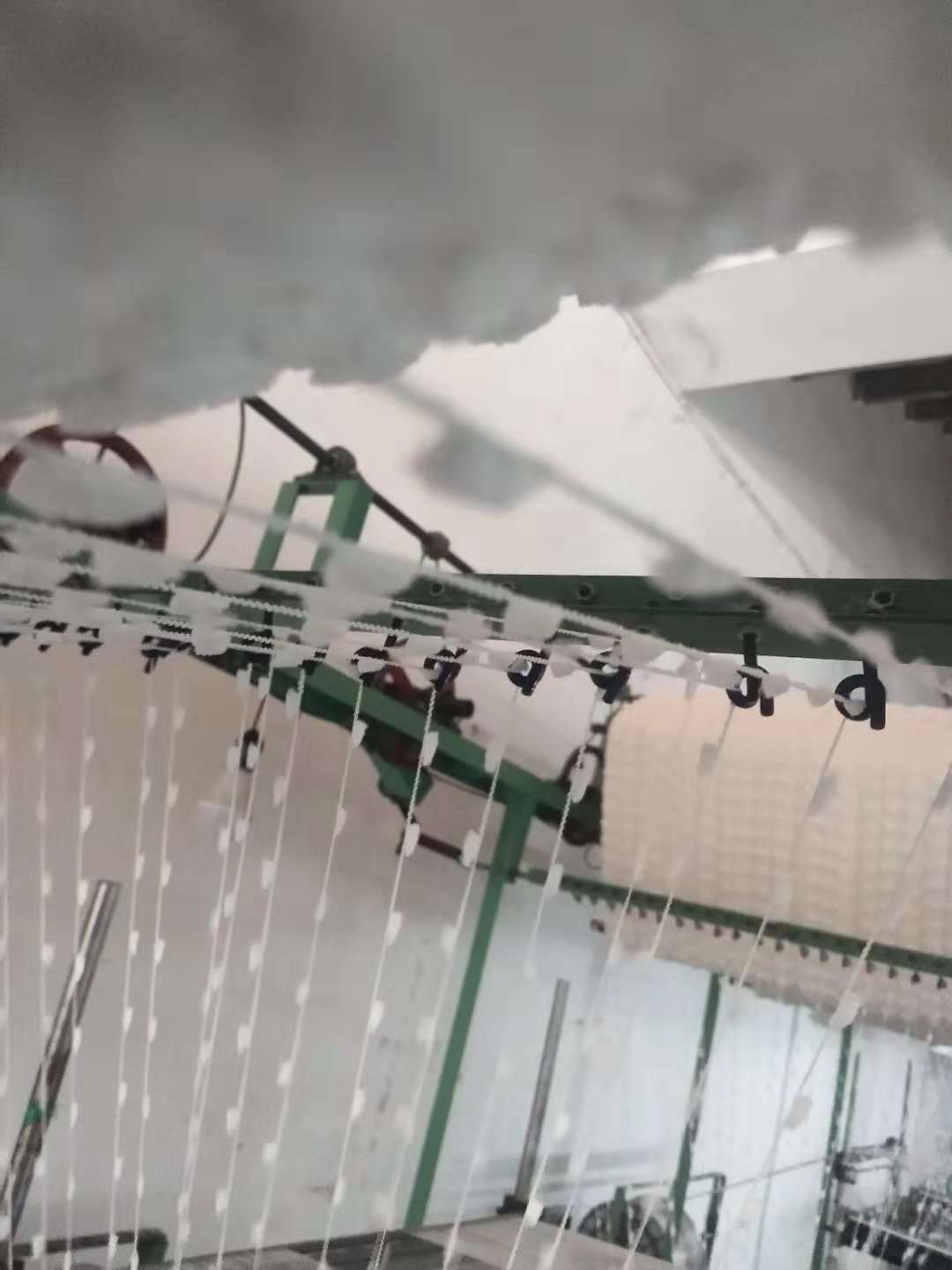 江苏羽毛纱，纺貂毛，1.3羽毛纱底价出售