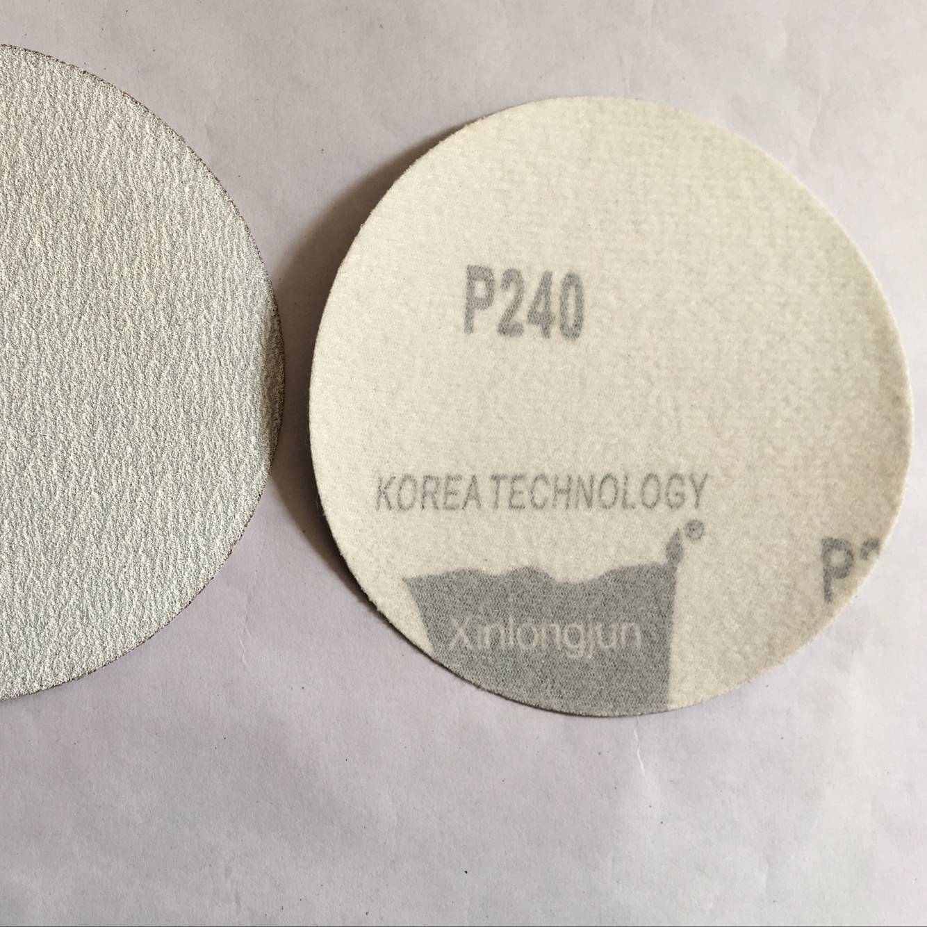 涂层拉绒磨片 干磨砂纸 植绒砂纸 优质白色砂纸 自粘式砂盘