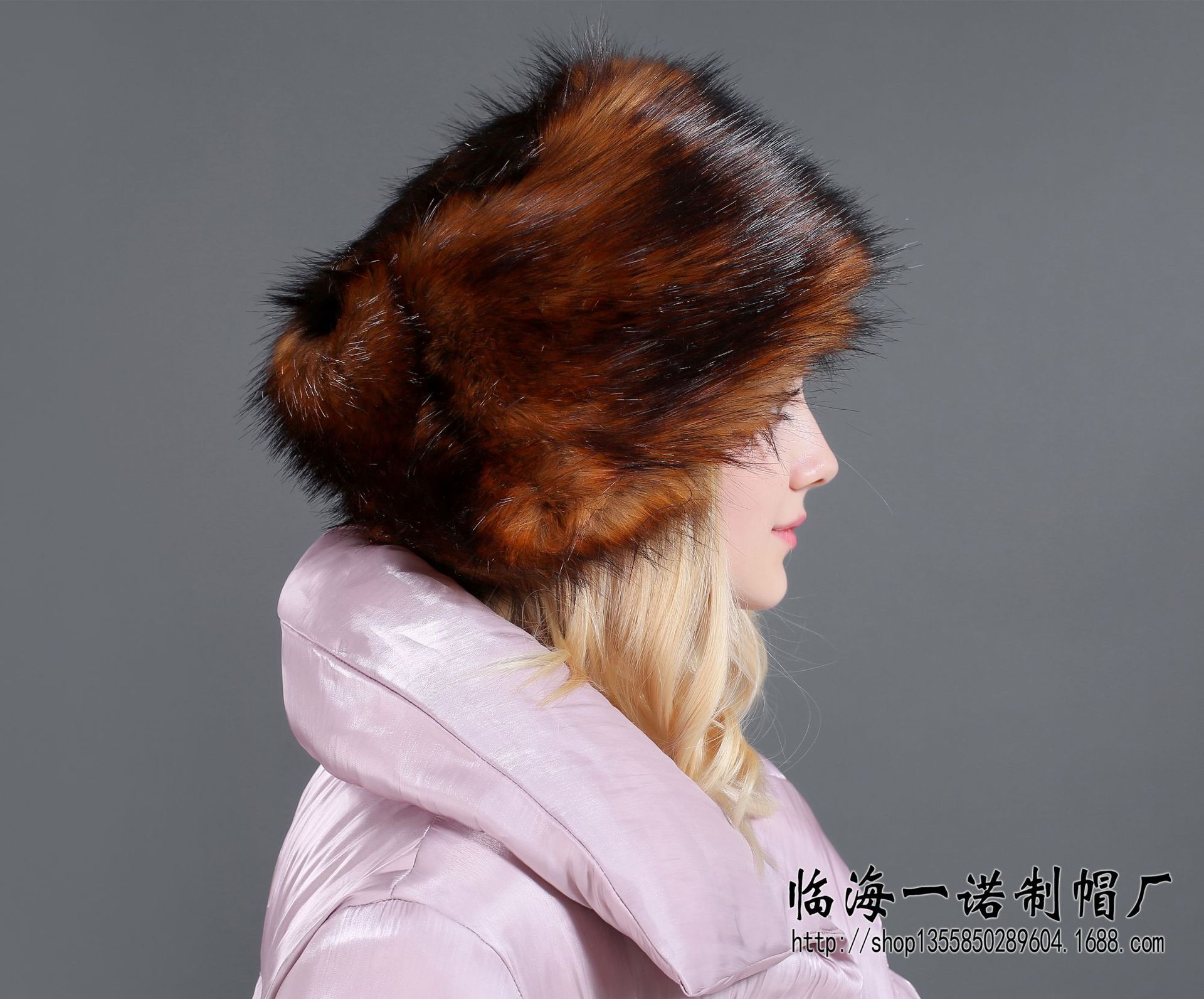 Keep warm hat, Russia