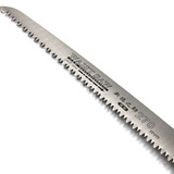 Деребьики увидели, как садовое распиливание фруктового дерева, распиливающее ветви пилы, инструмент ручной пилики садовой деревообработки