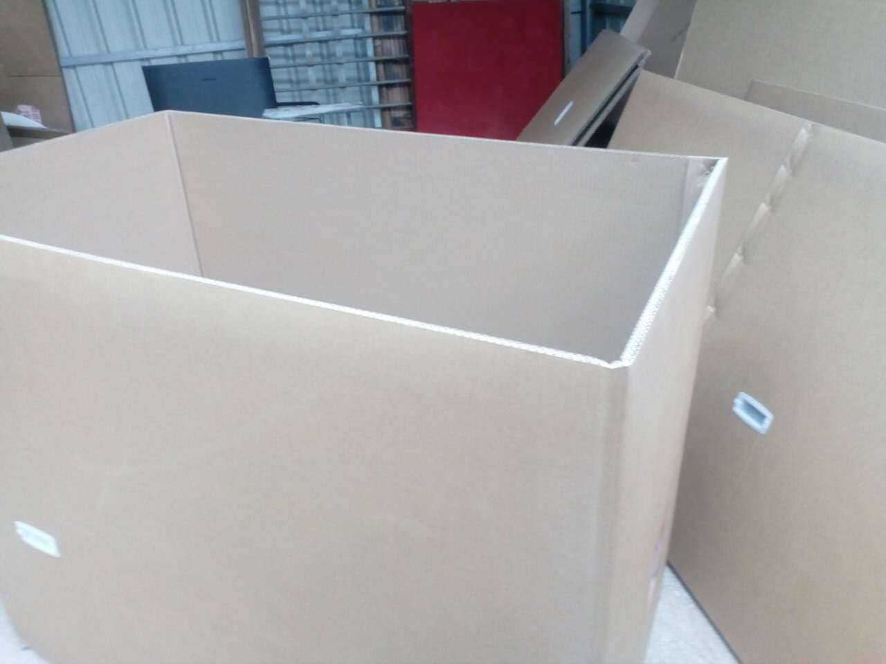 长期供应进口深色牛皮特硬纸板纸箱 抗压性强包装纸箱 物流纸箱