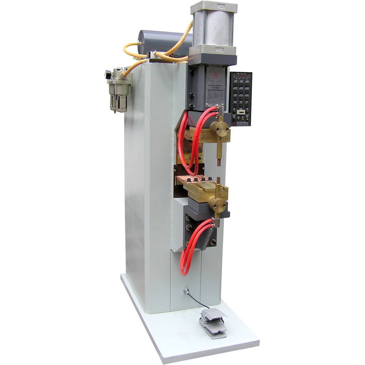 科迈三波段脉螺母焊接专科点焊机，大型大功率多功能点焊，碰焊