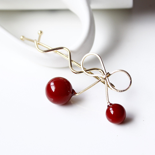 2085898105_2130544268