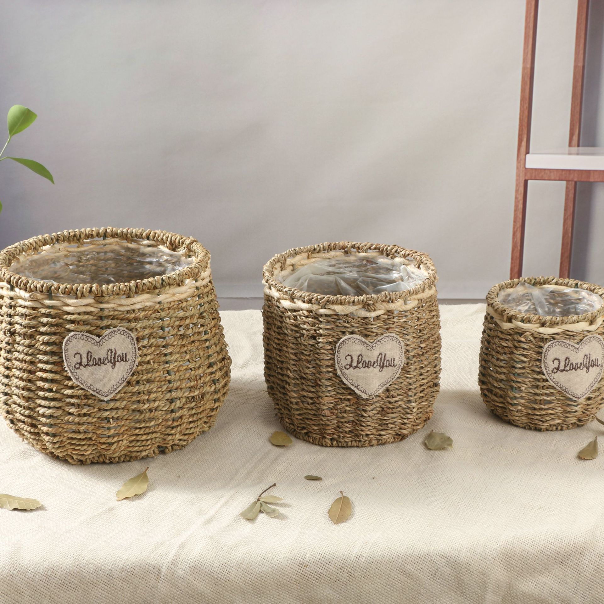 wholesale Straw Flower basket manual Woven baskets Home Furnishing Flower basket Container Flower basket Ornaments Straw technology Flower basket