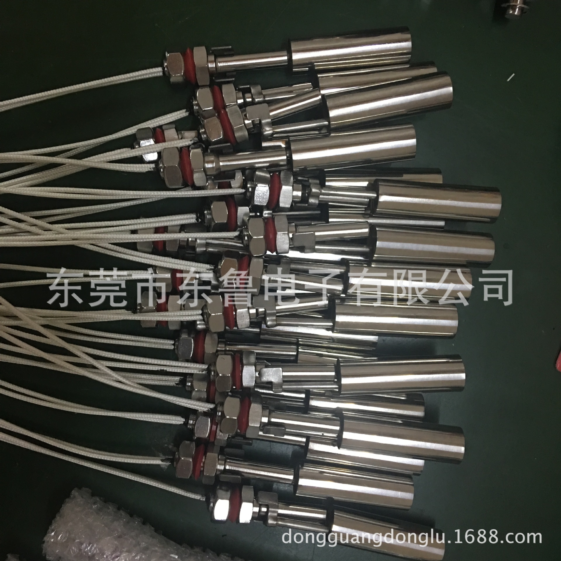 供应不锈钢304 M10牙侧装浮球开关 鸭嘴式侧位液位开关 水位开关