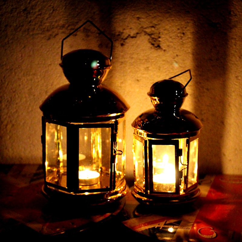 Cheap Hanging Lantern Candle Holder Hollow Holder Tealight Candlestick