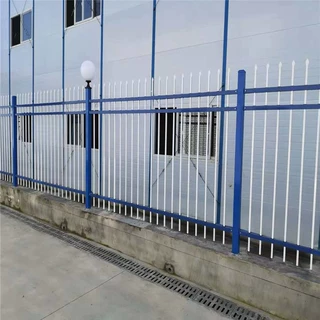 围墙铁栏杆喷塑铁艺护栏镀锌管围墙栏杆喷塑烤漆铁艺栏杆