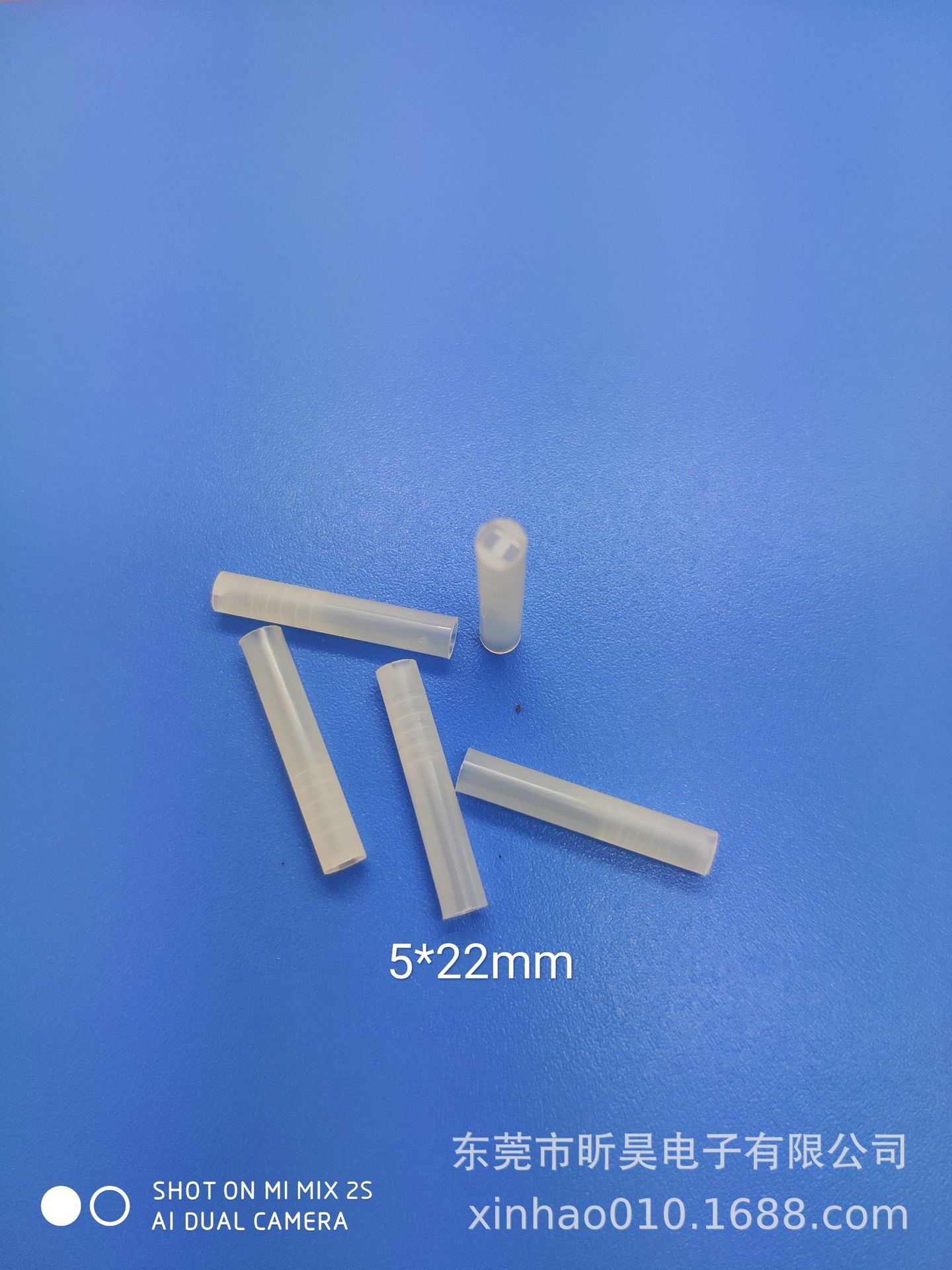 LED支架绝缘隔离柱绝缘支撑柱尼龙间隔柱发光二极管灯柱 方孔灯座