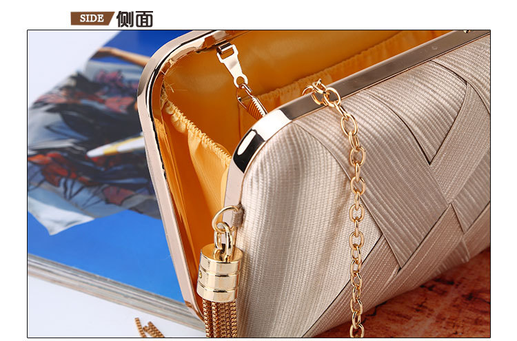 240g Weight Polyester Lining Material Buckle Closure Type Single Shoulder Strap Strap Type Evening Bag Bags Type Solid Color Pattern Tassel Design Fashion Style Purple, Gold, Silver, Black Color Small Size Tassel Dinner Bag Handmade Silk Evening Bag Wedding Banquet Clutch Handbag 2