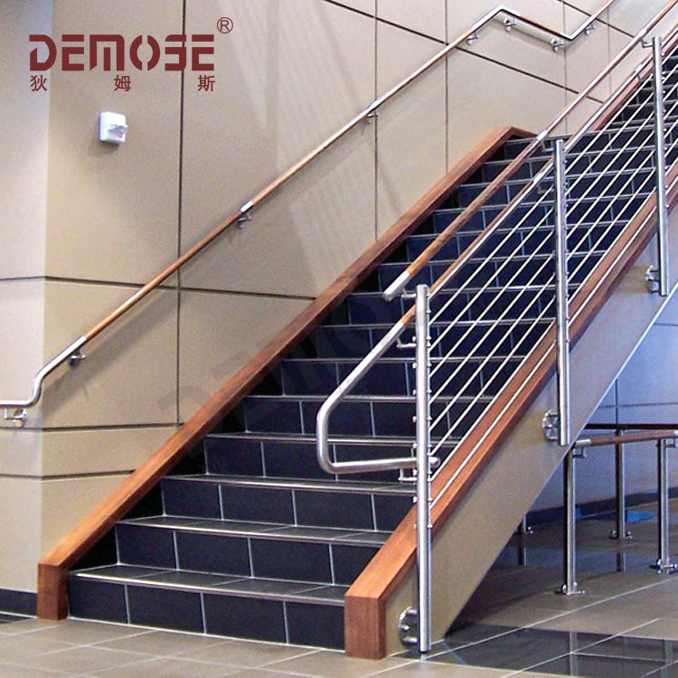 出口品质不锈钢栏杆 6k镜光/砂光 拉丝侧装护栏 家用室内围栏