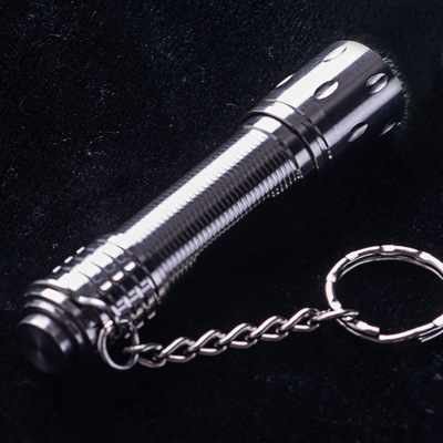 2018新款 后开关不锈钢 强光的手电筒 匙扣灯 迷你手电筒一件代发