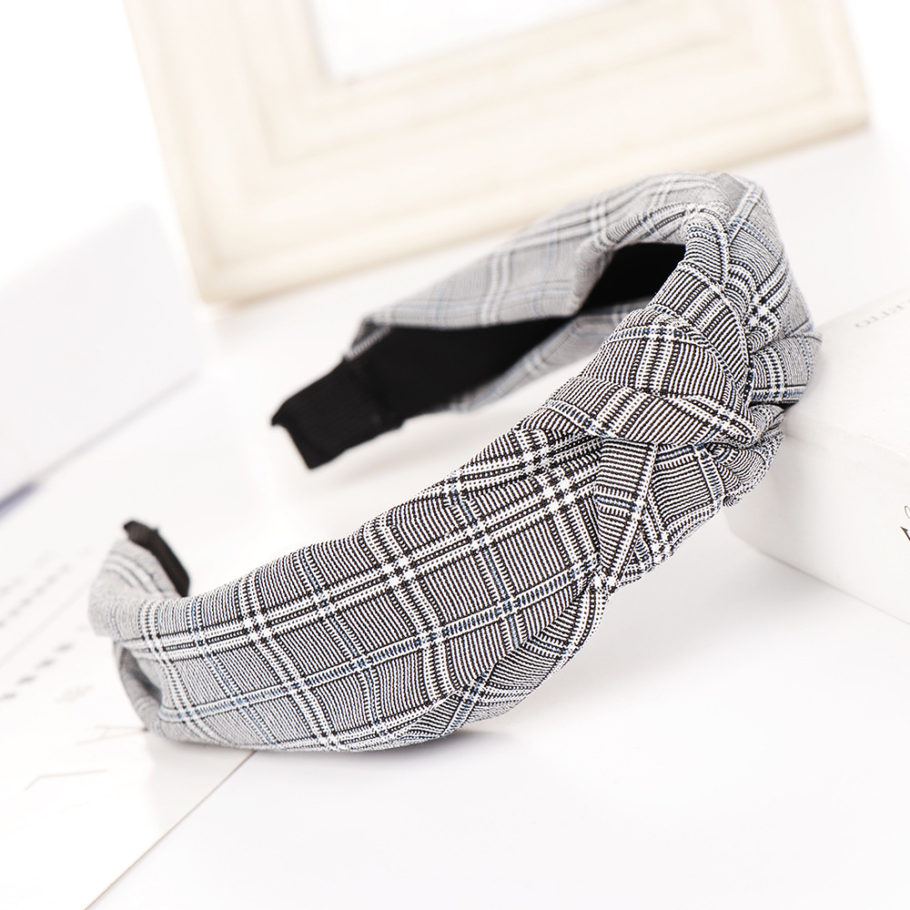 Korean New  Knotted Headband College Style Striped Hairband Bowknot Wide-brim Headband Wholesale Nihaojewelry display picture 2