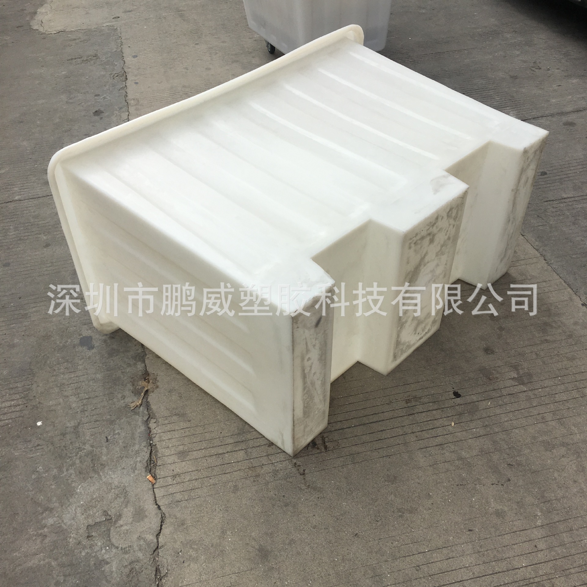 厂家批发滚塑K方箱可叉车运输周转箱 大容量泡瓷砖专用方型箱K550