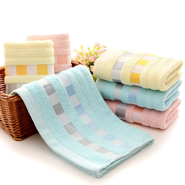 4557604713_442036547