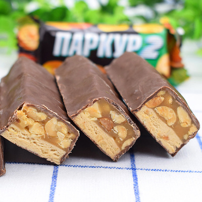 俄羅斯進口跑酷士力架香草榛仁夾心巧克力500g休閑零食喜糖滿包郵