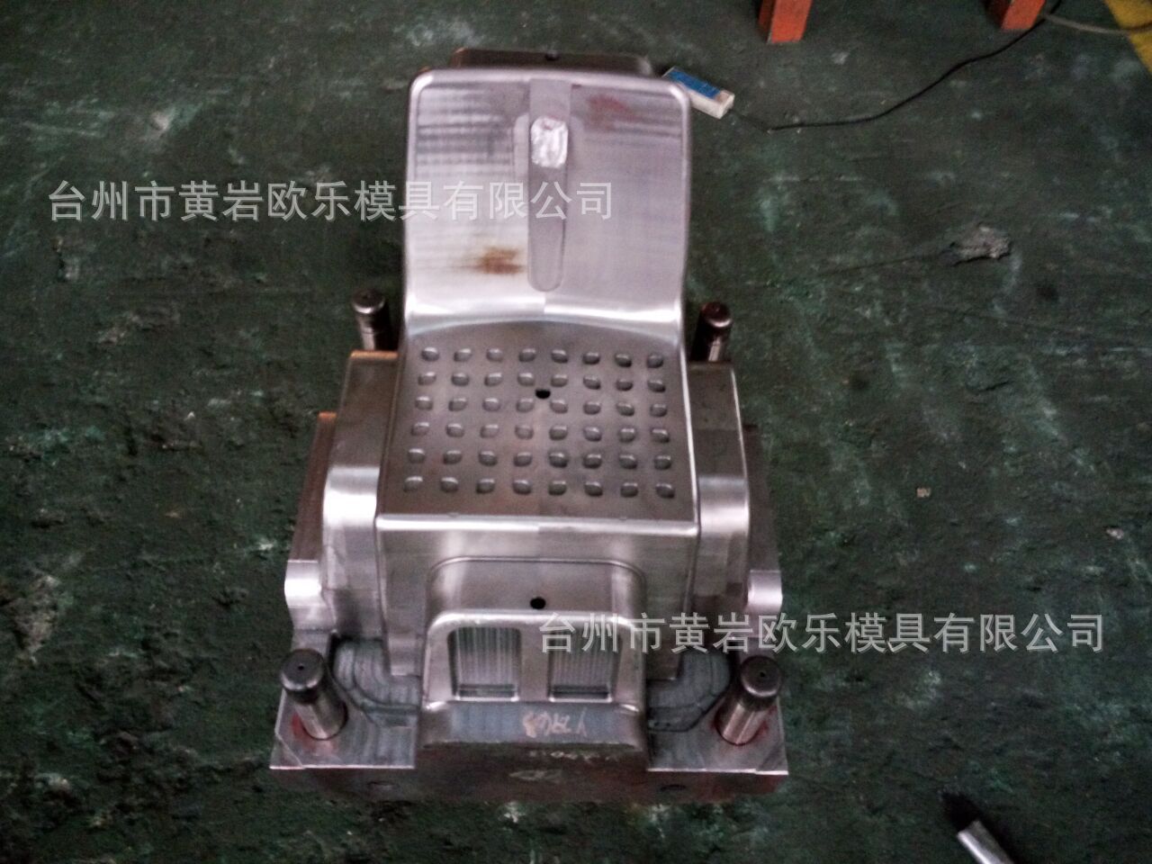 AC2115AD4DAF6C99AFF19A1CF257FA