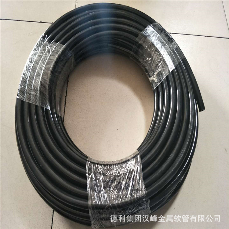 耐油膠管9