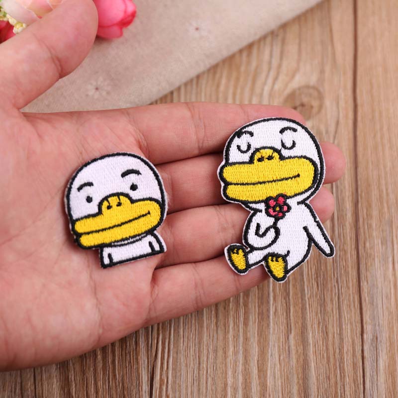 缤燕刺绣布贴电脑绣花章精品DIY香肠嘴动物衣服装饰补丁贴