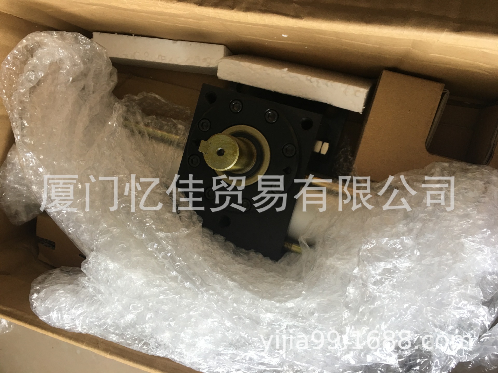 TAIYO齿轮齿条式摆动气缸 TRA-1 FB63T180 日本原装进口太阳铁工