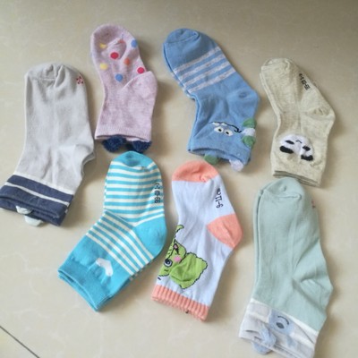 特价款童袜 纯棉袜子儿童中筒袜春秋款2--12岁地摊货批发|ru