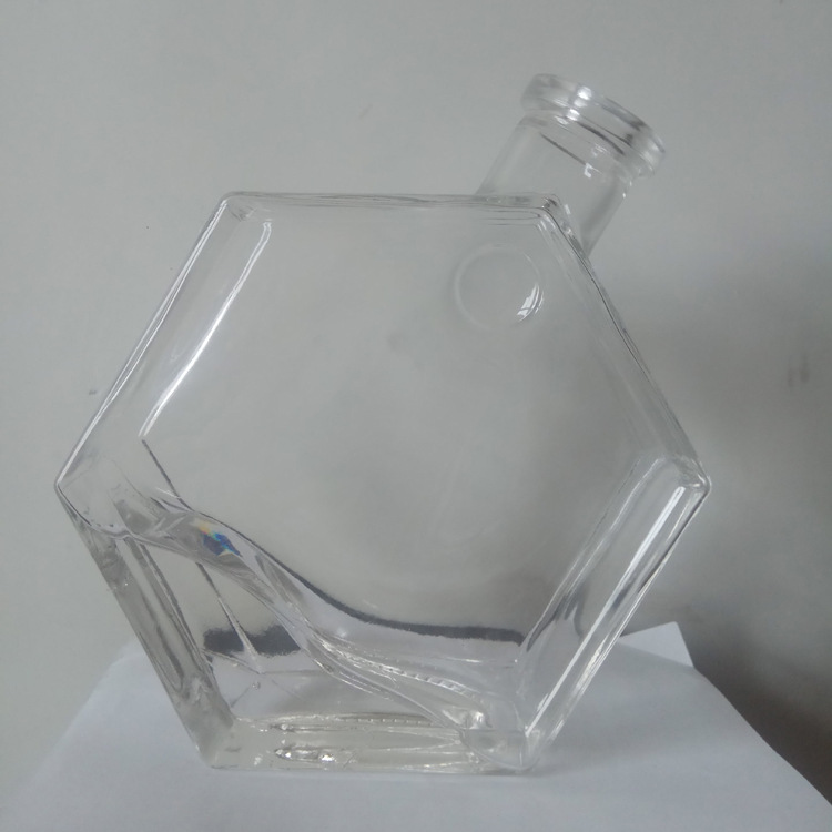 厂家批发高档酒瓶 洋酒瓶红酒瓶开模即可生产