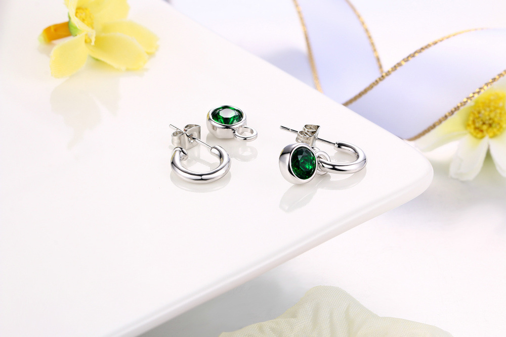 Style Simple Couleur Unie Le Cuivre Placage Incruster Zircon Boucles D'oreilles 1 Paire display picture 2