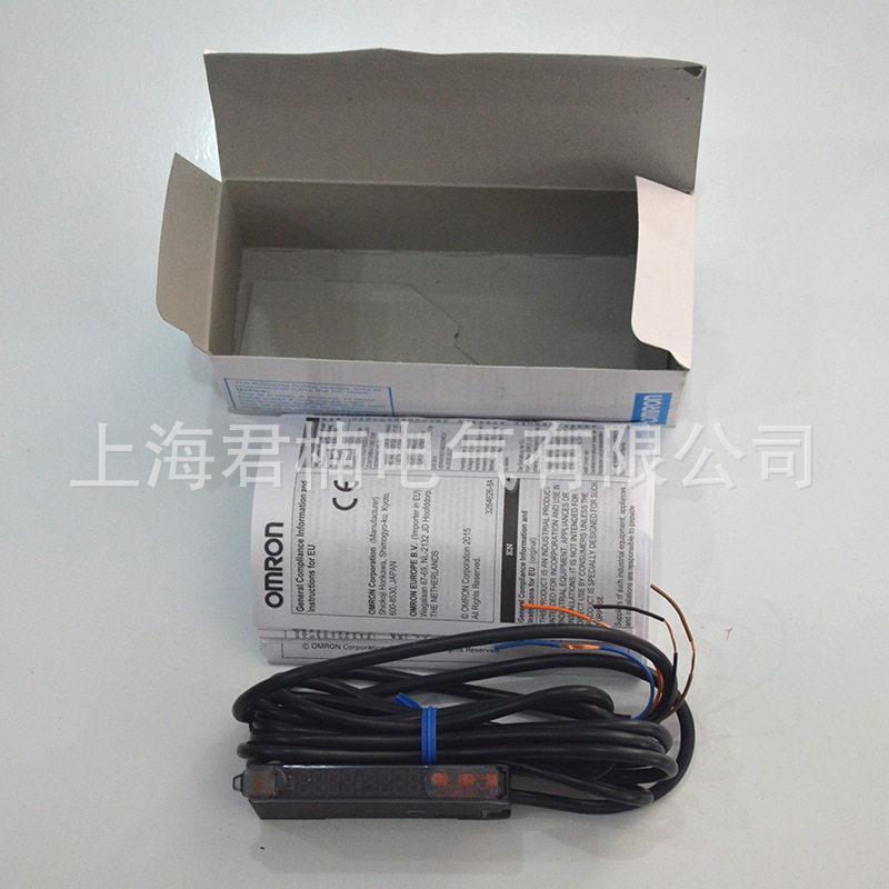 E3X-DA11TW-S 全新光纤放大器