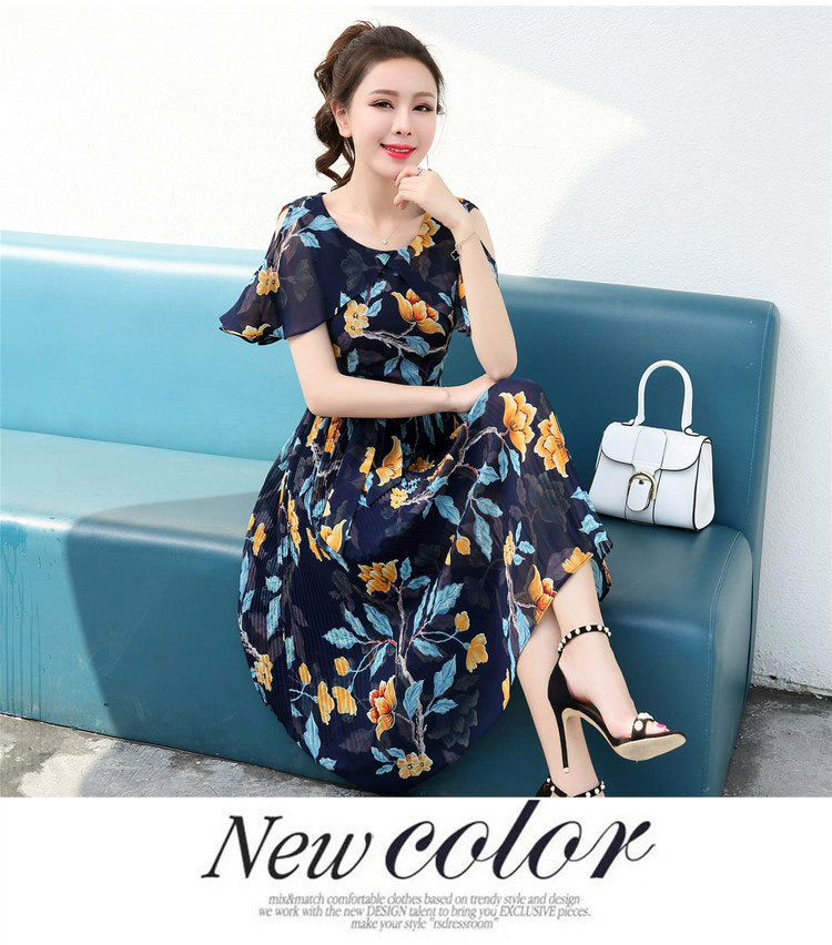 哥弟2018夏装新款女装真丝连衣裙时尚露肩短