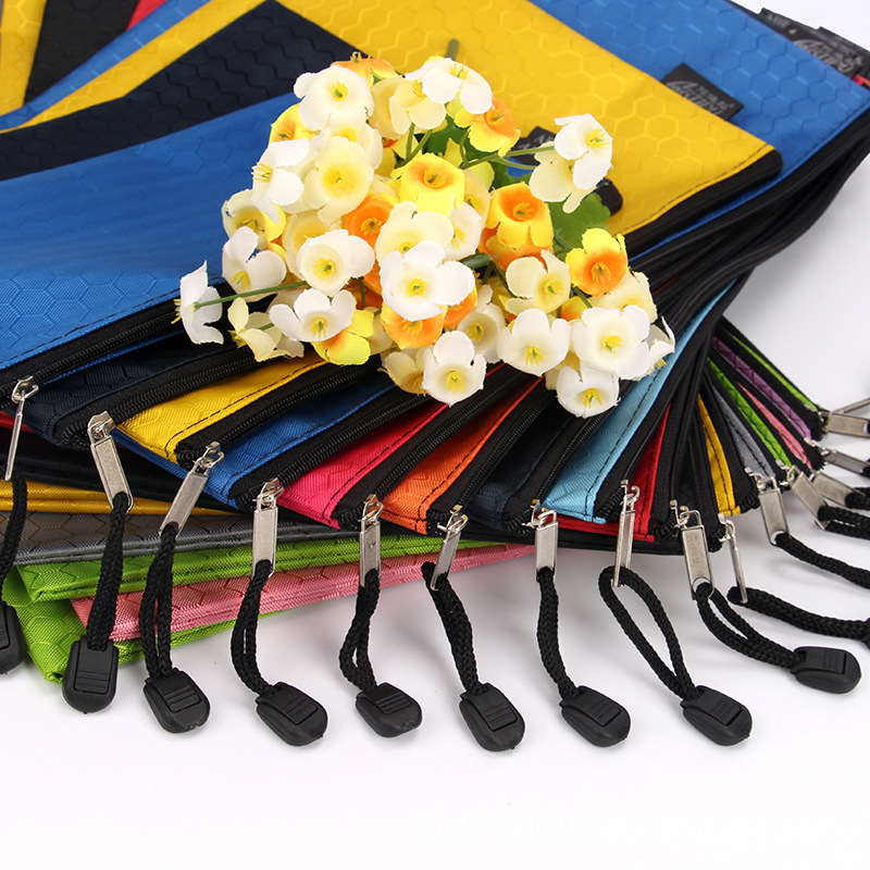 Bolsa de archivo impresión personalizada logotipo imprimible empresa Publicidad A4 patrón de fútbol cremallera lona impermeable bolsa de información