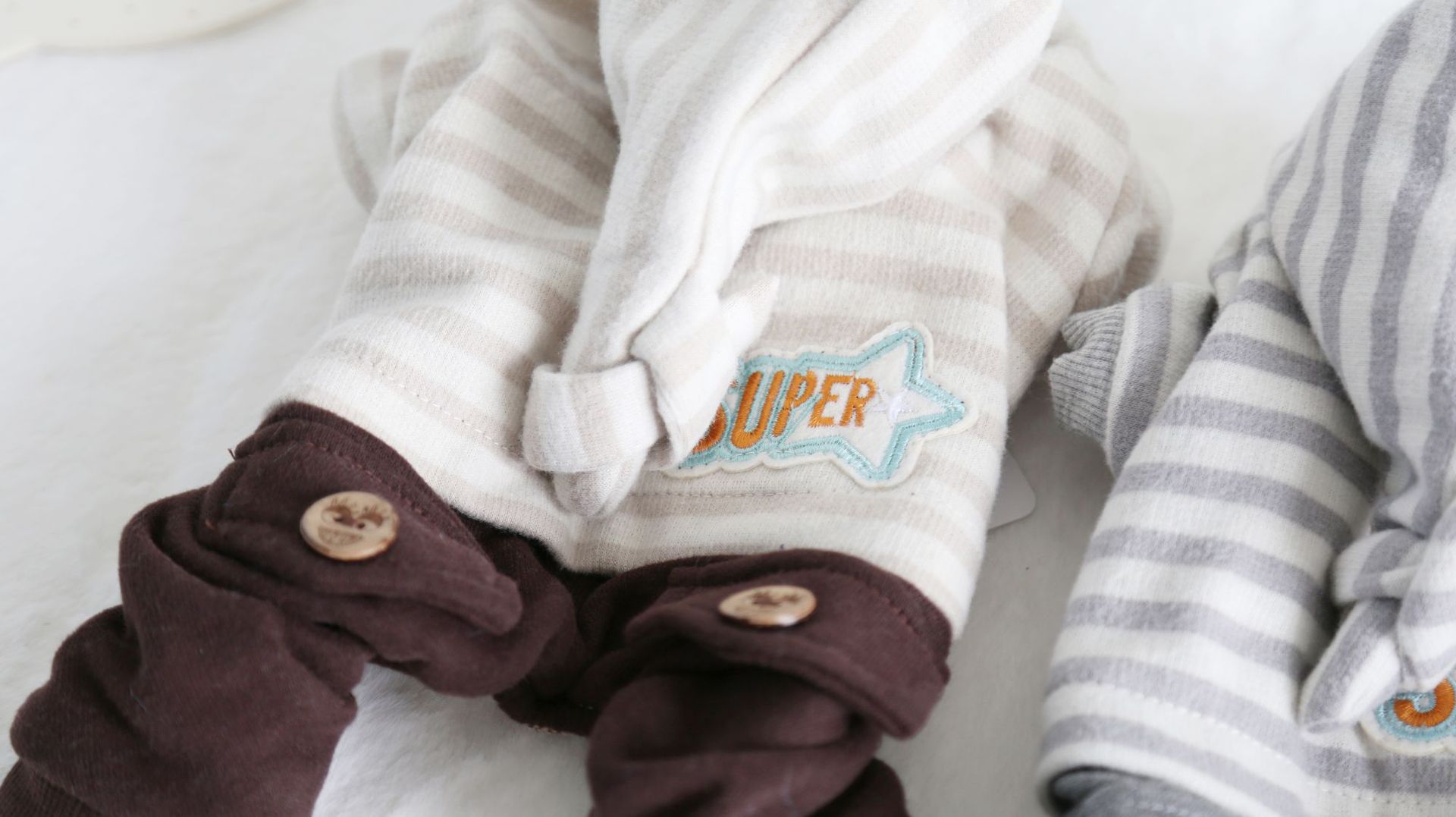 魔术帽条纹四脚衣