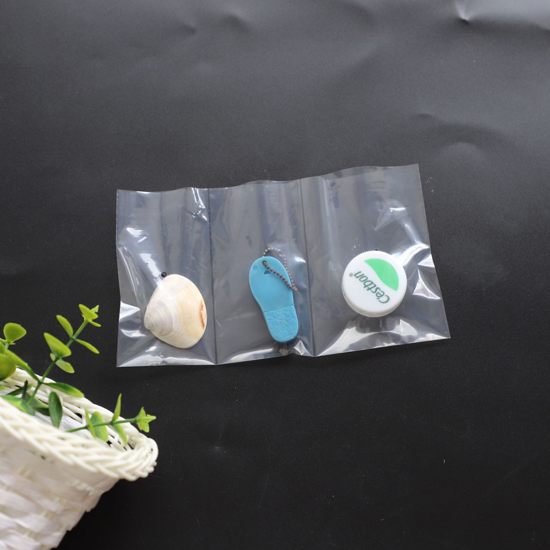 工厂批发PE格子袋 铆钉扳手包装袋平口多隔连体袋 小零件透明排袋