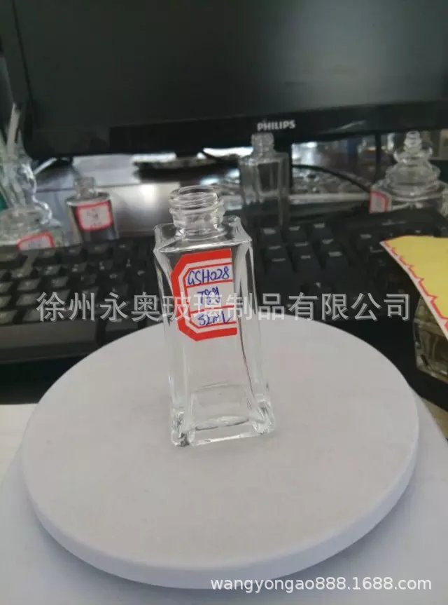 厂家供应玻璃瓶 高端香水玻璃瓶 60ml香水瓶 精油玻璃瓶