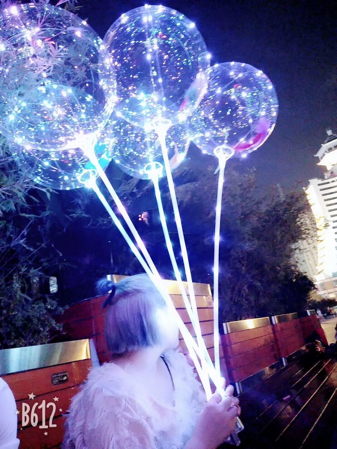 led气球发光波波球气球带灯透明手柄波波球 网红气球波波球玩具-阿里巴巴