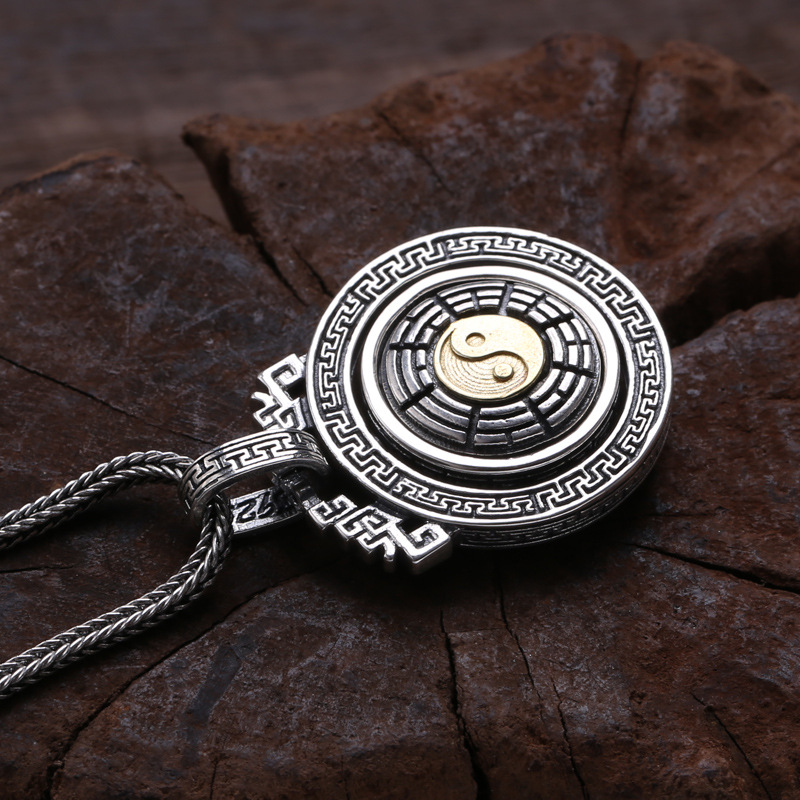 accessory for men and women